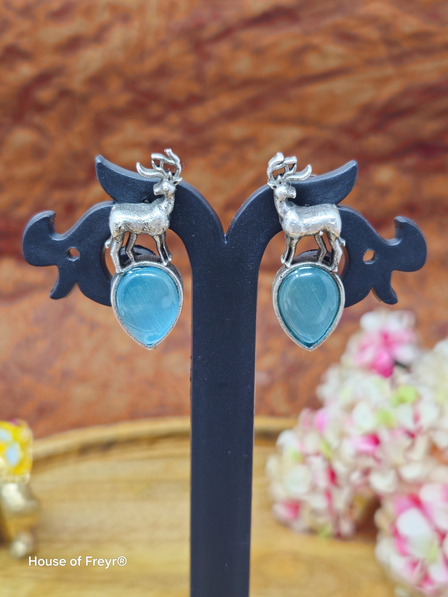 Playful Deer Motif Earrings