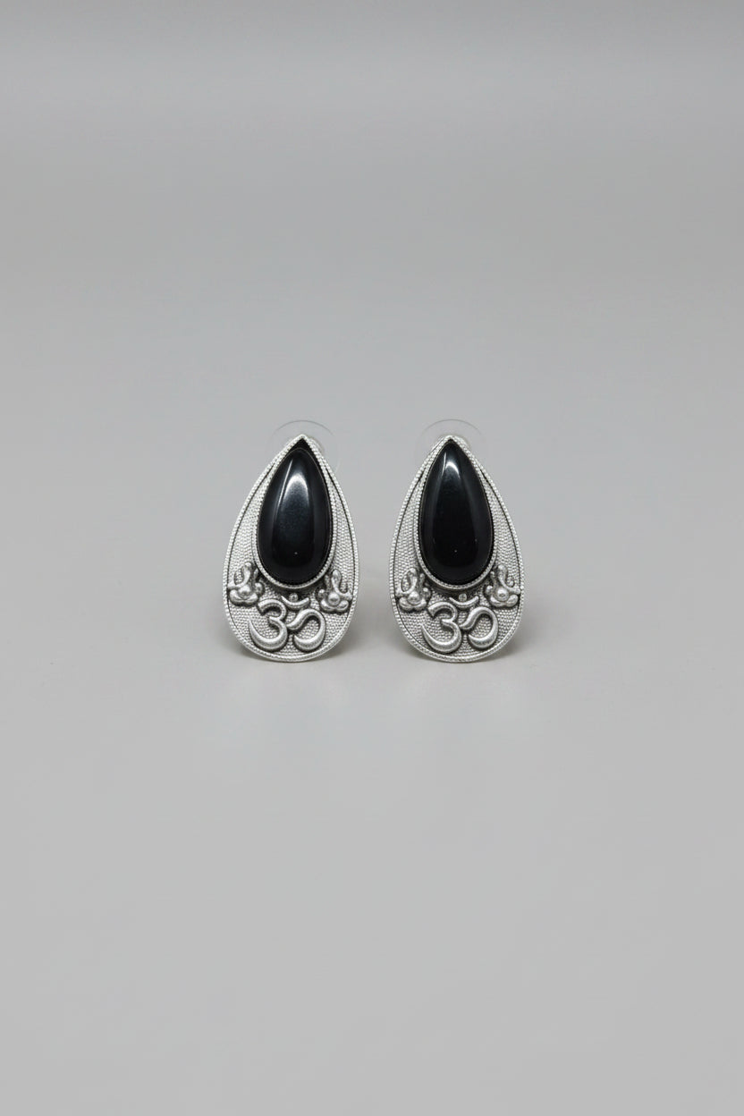 Premium oxidised silver OM teardrop stud earrings with black stone.